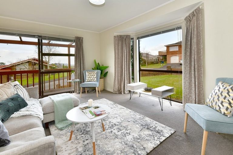 Photo of property in 16 Petrel Place, Massey, Auckland, 0614