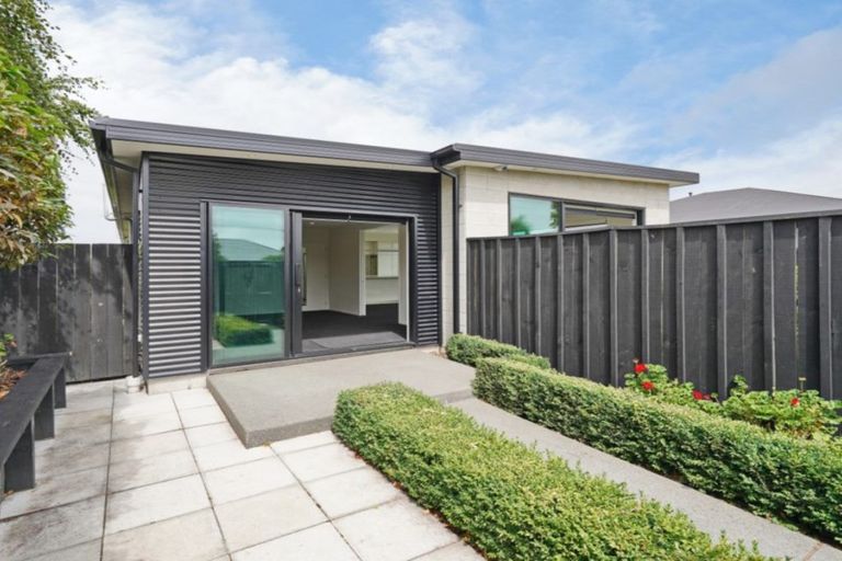 Photo of property in 403c Harewood Road, Harewood, Christchurch, 8051