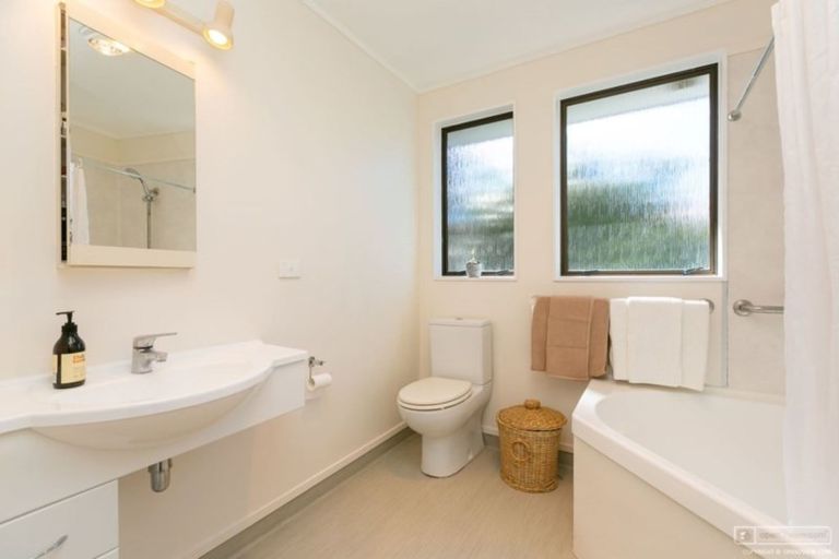 Photo of property in 29 Rahiri Street, Waitara, 4320
