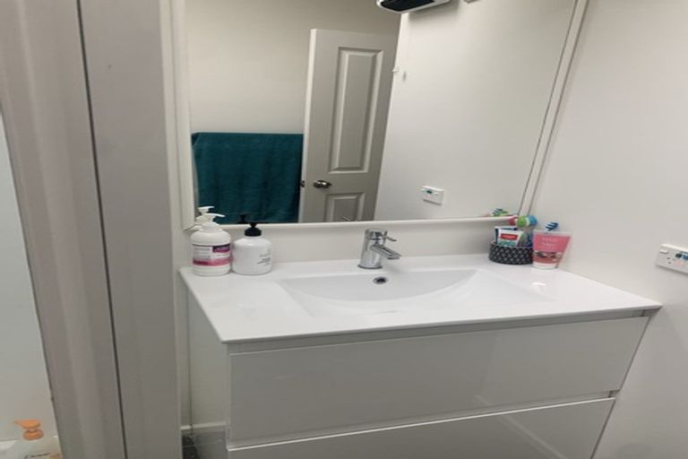 Photo of property in 2/62 Matipo Street, Riccarton, Christchurch, 8041