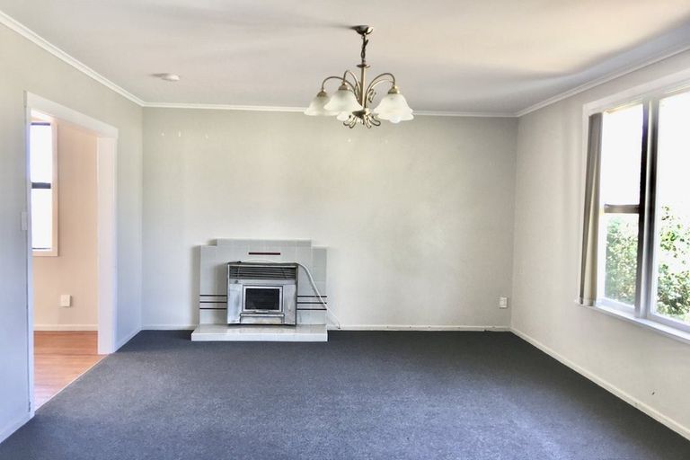 Photo of property in 4 Utting Street, Birkdale, Auckland, 0626