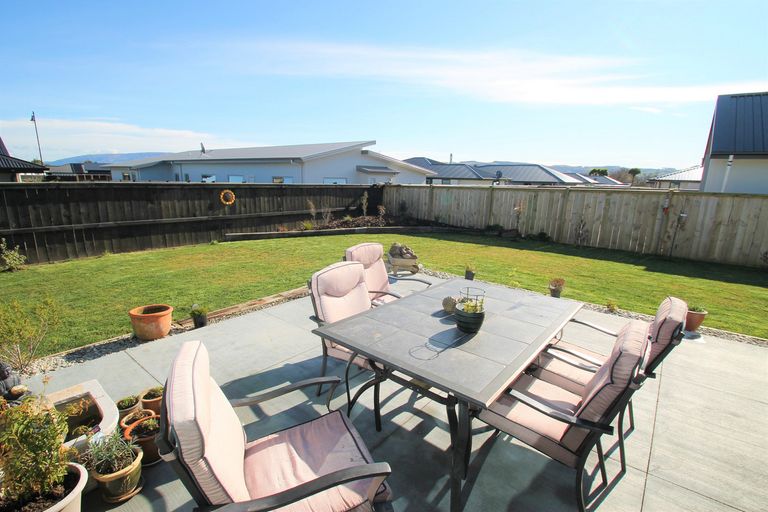 Photo of property in 107 Wingatui Road, Mosgiel, 9024