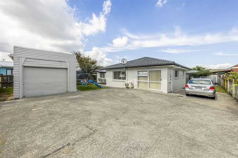Photo of property in 36 Wyllie Road, Papatoetoe, Auckland, 2025