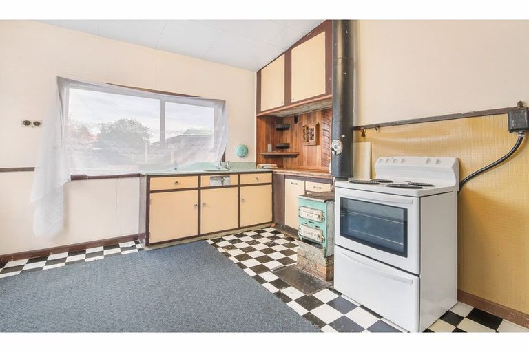 Photo of property in 27 Howe Street, New Brighton, Christchurch, 8083