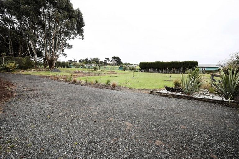Photo of property in 94 Black Road, Otatara, Invercargill, 9879