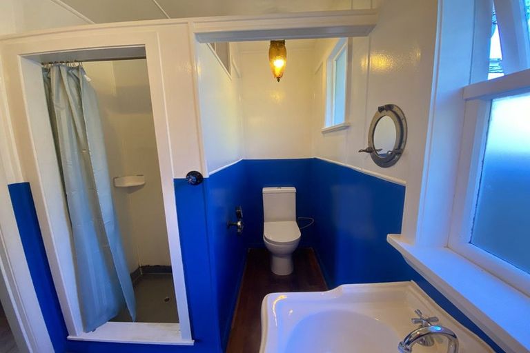 Photo of property in 6 Angle Street, Picton, 7220