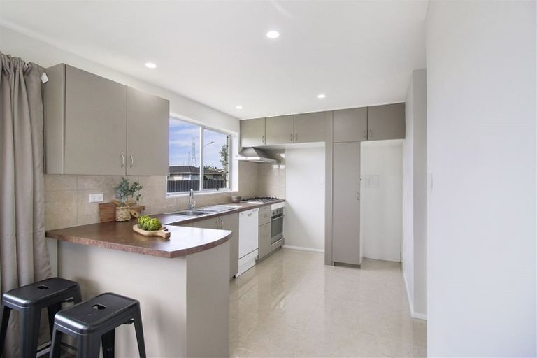 Photo of property in 32 Bayswater Crescent, Bromley, Christchurch, 8062