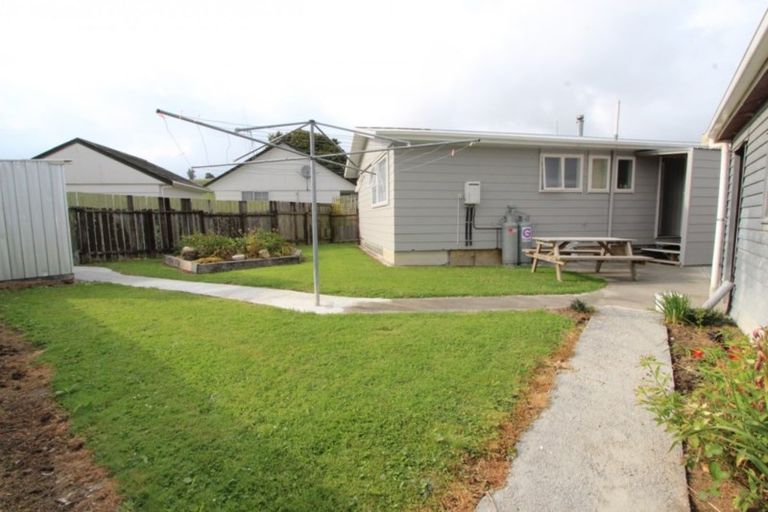Photo of property in 25 George Street, Pahiatua, 4910