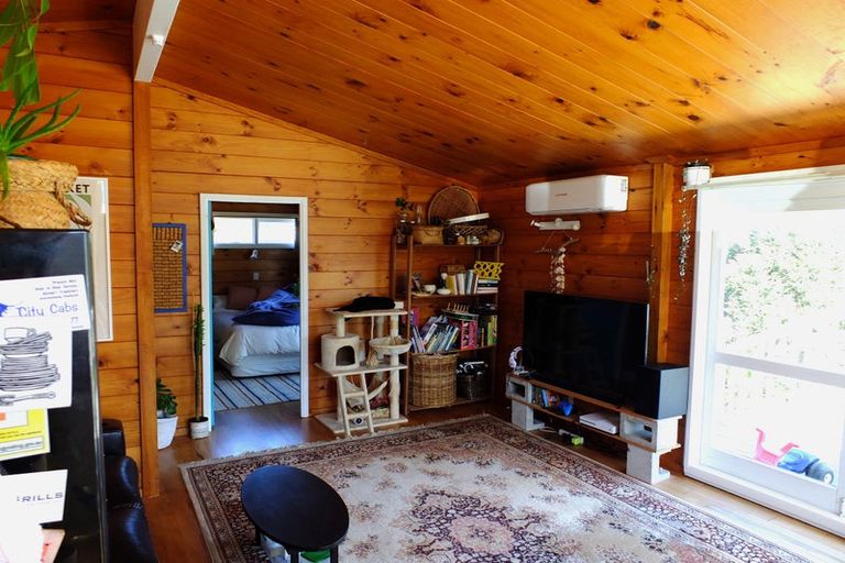 Photo of property in 15 Rabbit Way, Whitianga, 3510