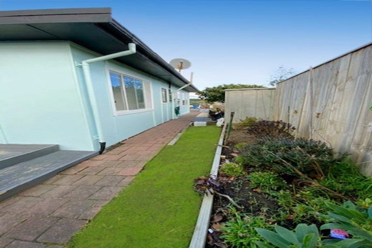 Photo of property in 15 Mack Street, Foxton Beach, Foxton, 4815