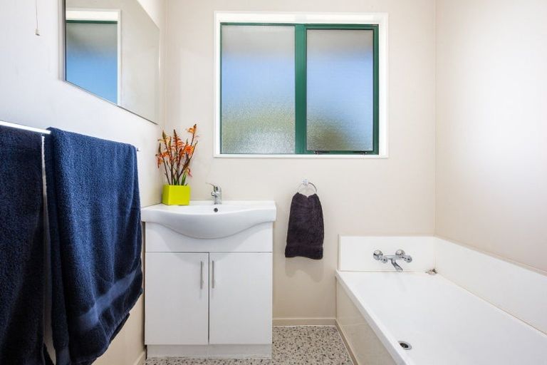 Photo of property in 16b Karaka Street, Otaki Beach, Otaki, 5512