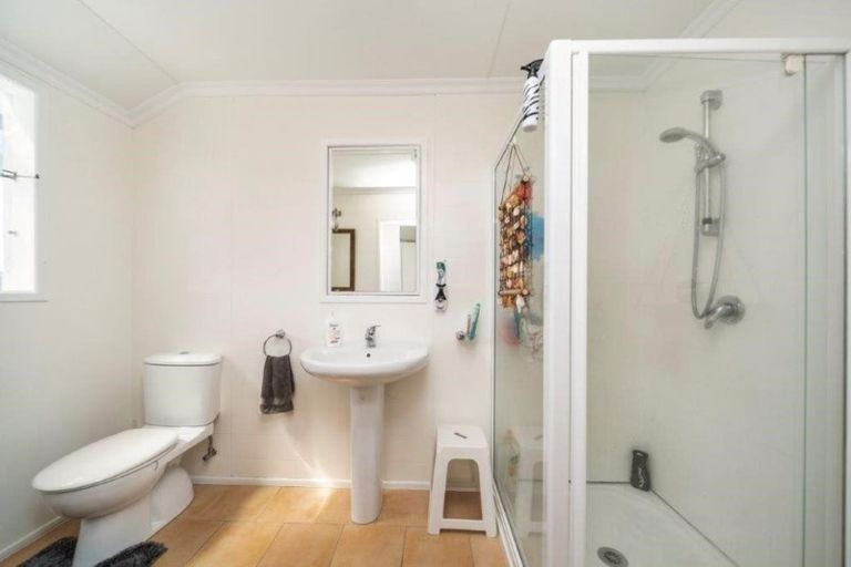 Photo of property in 86 South Road, Manaia, 4612