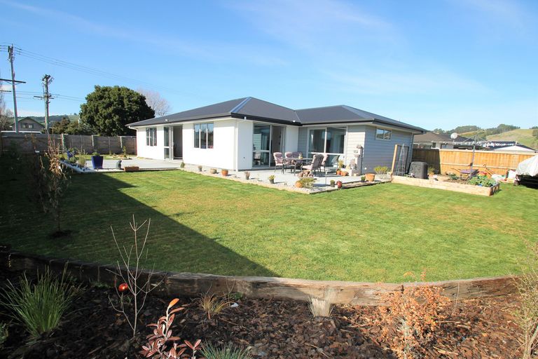 Photo of property in 107 Wingatui Road, Mosgiel, 9024