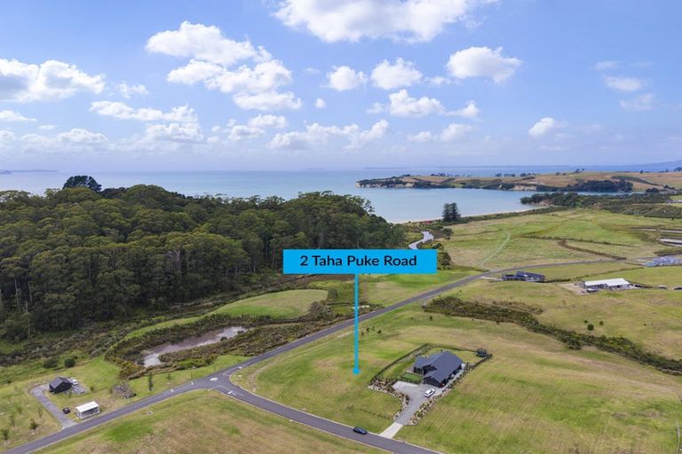 Photo of property in 2 Taha Puke Road, Okura Bush, Silverdale, 0794