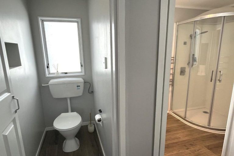 Photo of property in 44 Kaimanawa Street, Kelvin Grove, Palmerston North, 4414