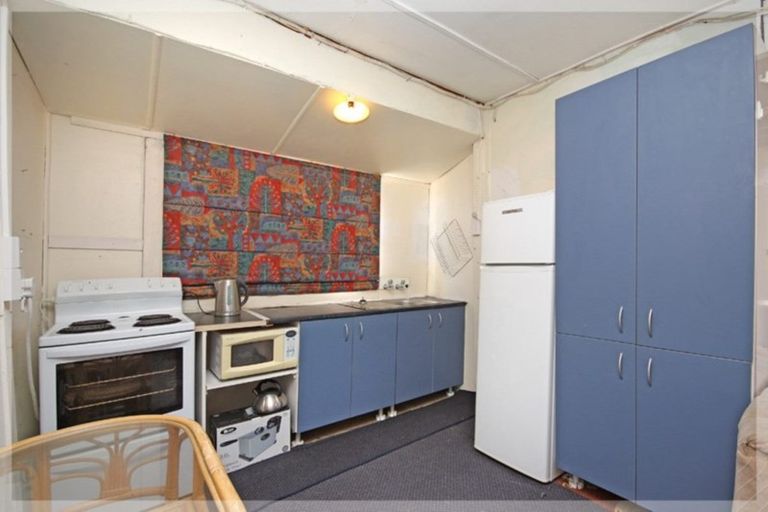 Photo of property in 6a Te Awa Street, Foxton Beach, Foxton, 4815