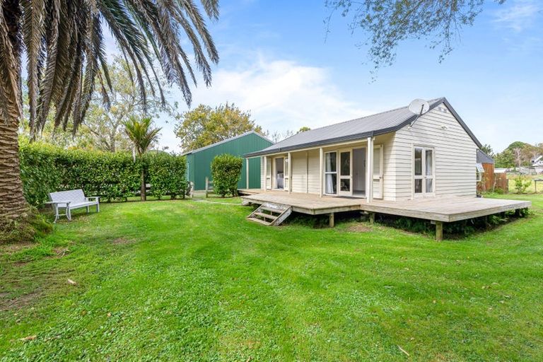 Photo of property in 198 Rautawhiri Road, Helensville, 0875