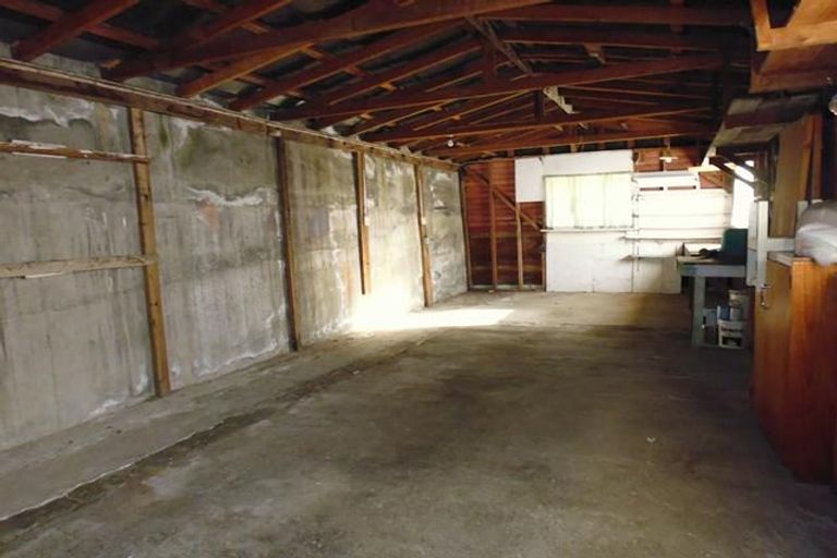 Photo of property in 4a Guthrie Street, Waterloo, Lower Hutt, 5011