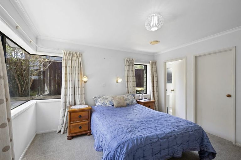 Photo of property in 33 Karamea Street, Whalers Gate, New Plymouth, 4310