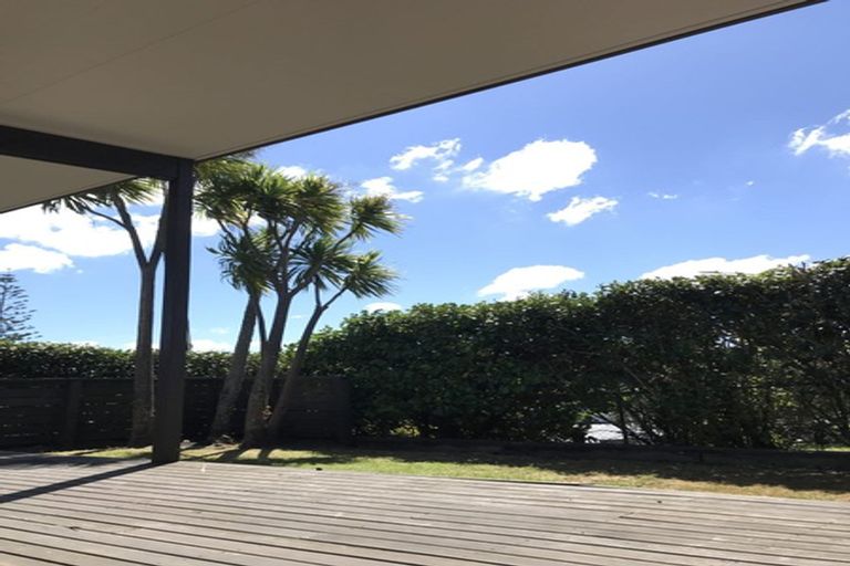 Photo of property in 32a Norcross Avenue, Henderson, Auckland, 0612