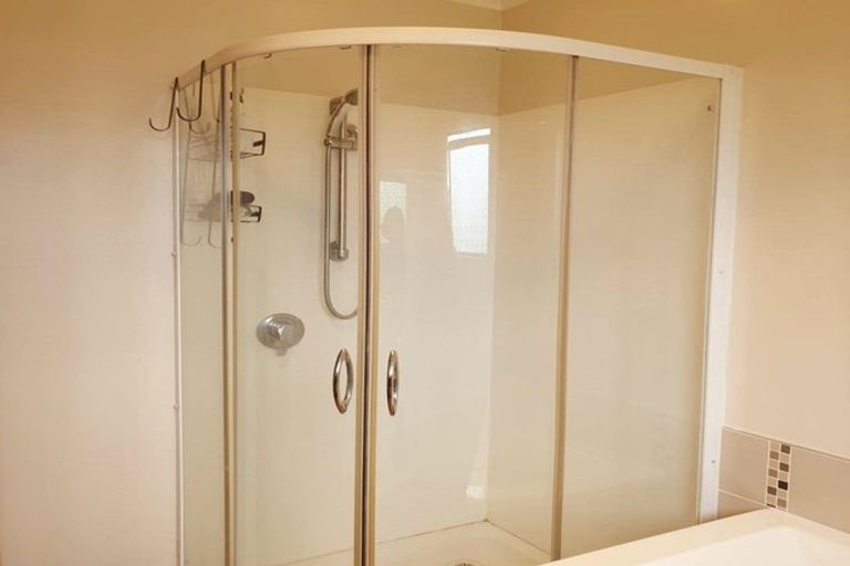 Photo of property in 17 Delhi Road, Hospital Hill, Napier, 4110