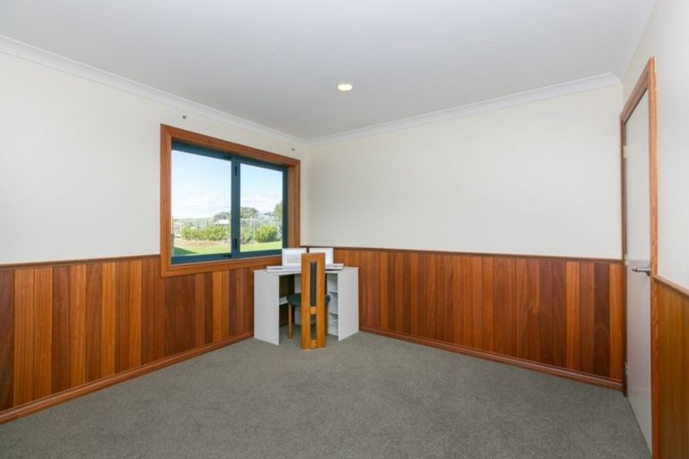 Photo of property in 930 Upland Road, Egmont Village, New Plymouth, 4372