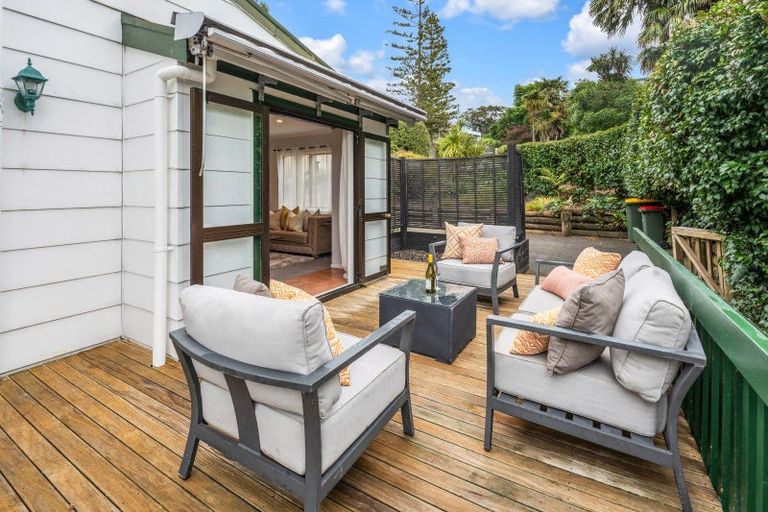 Photo of property in 1/14 Trident Place, Shelly Park, Auckland, 2014