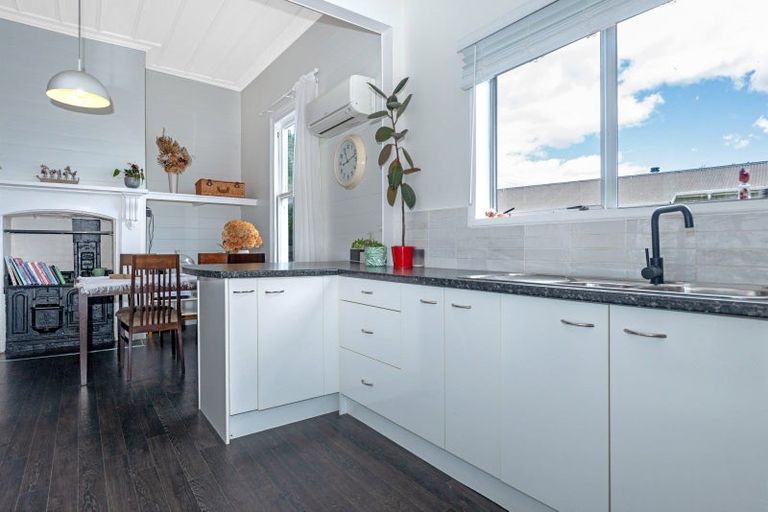 Photo of property in 55 Harris Street, Kaiti, Gisborne, 4010