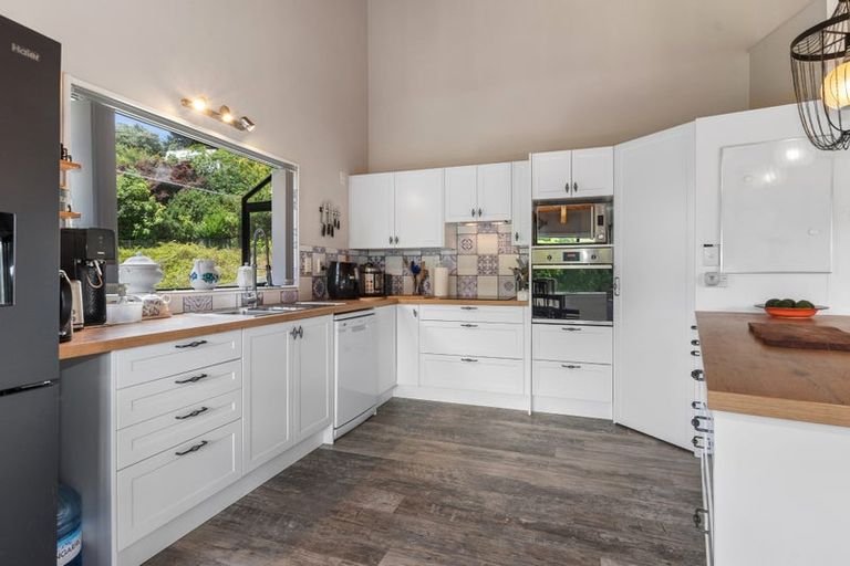 Photo of property in 9 Ngahere Drive, Horahora, Whangarei, 0110