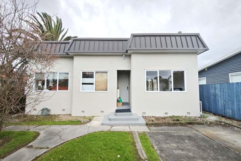 Photo of property in 85 Nile Road, Milford, Auckland, 0620