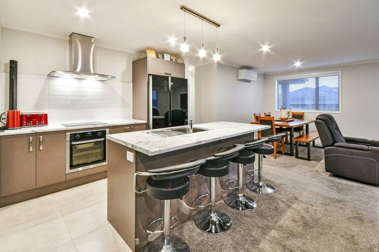 Photo of property in 82 Harriet Johnston Drive, Pokeno, 2402