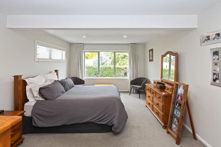 Photo of property in 486 Ilam Road, Bryndwr, Christchurch, 8052