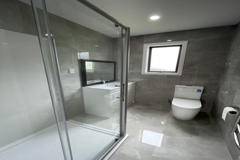 Photo of property in 57 Lynwood Road, New Lynn, Auckland, 0600