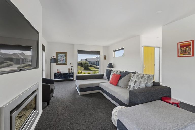 Photo of property in 63 Sutherland Drive, Kaiapoi, 7630