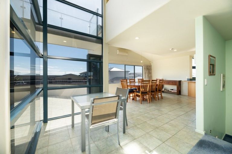 Photo of property in 295 Oceanbeach Road, Mount Maunganui, 3116