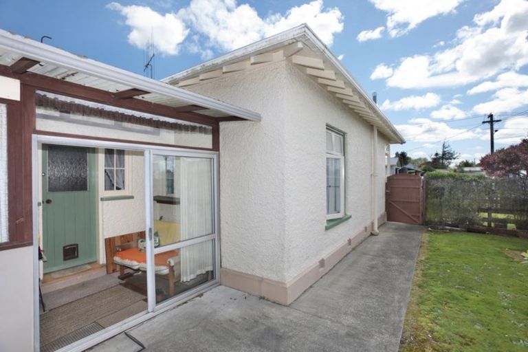 Photo of property in 15 Cuba Street, Marton, 4710