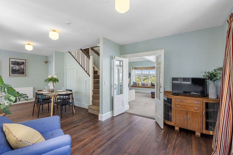 Photo of property in 119 Dyers Pass Road, Cashmere, Christchurch, 8022