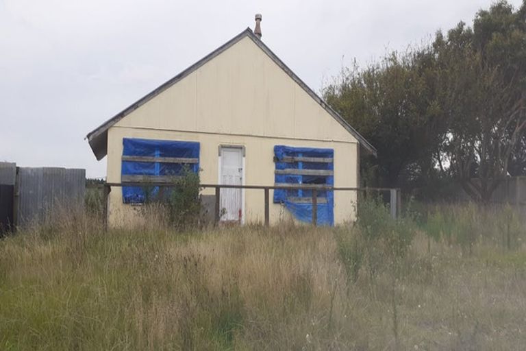 Photo of property in 37 Pratt Avenue, Foxton Beach, Foxton, 4815