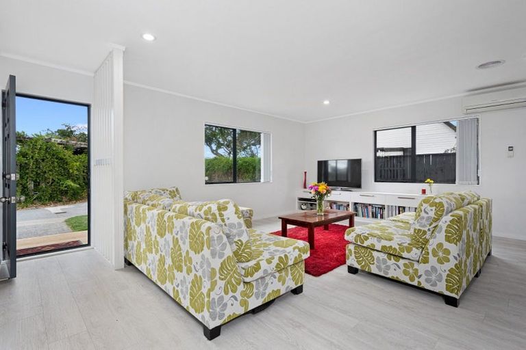 Photo of property in 11a Kane Road, Papamoa Beach, Papamoa, 3118