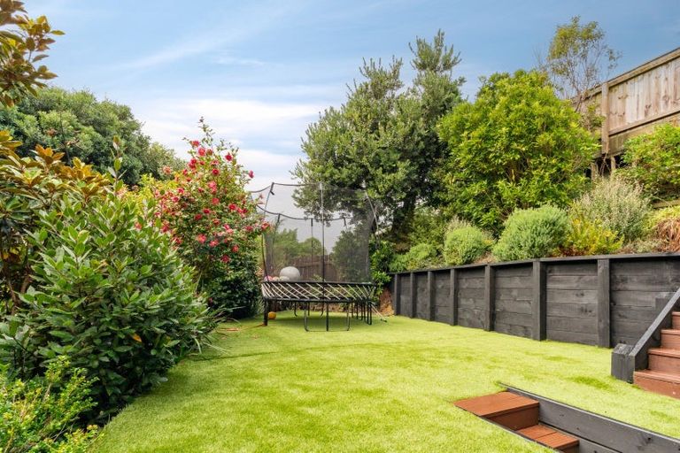 Photo of property in 6 Maybury Way, Island Bay, Wellington, 6023