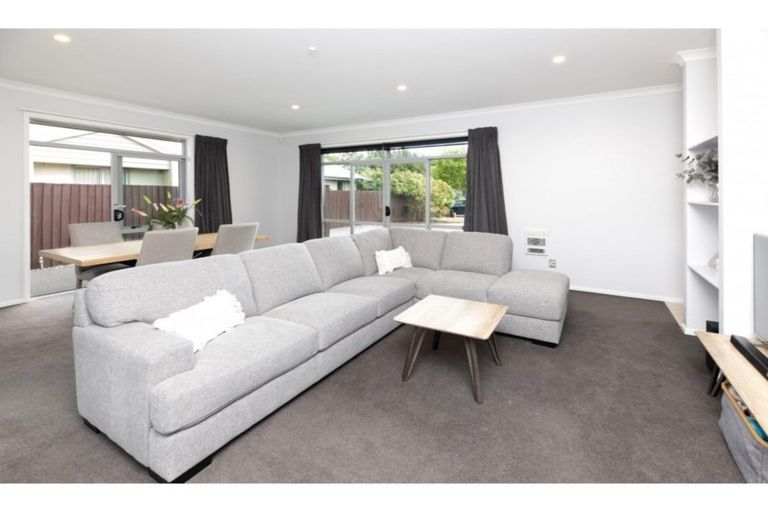 Photo of property in 17 Maurice Stanton Place, Shirley, Christchurch, 8052