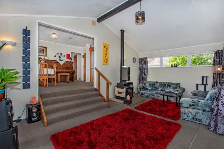 Photo of property in 23 Sherwood Road, Onerahi, Whangarei, 0110