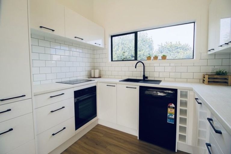 Photo of property in 27 Cutten Street, South Dunedin, Dunedin, 9012