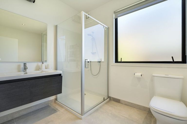 Photo of property in 5a Glenelg Lane, Jacks Point, 9371