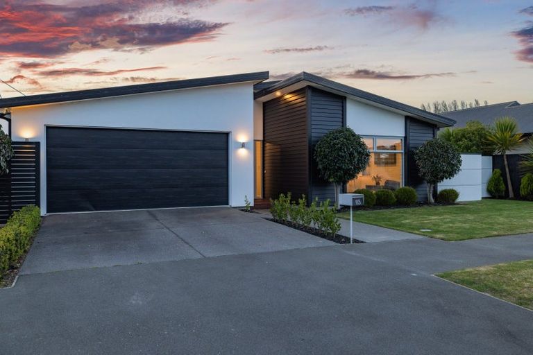 Photo of property in 115 Metehau Street, Marshland, Christchurch, 8083