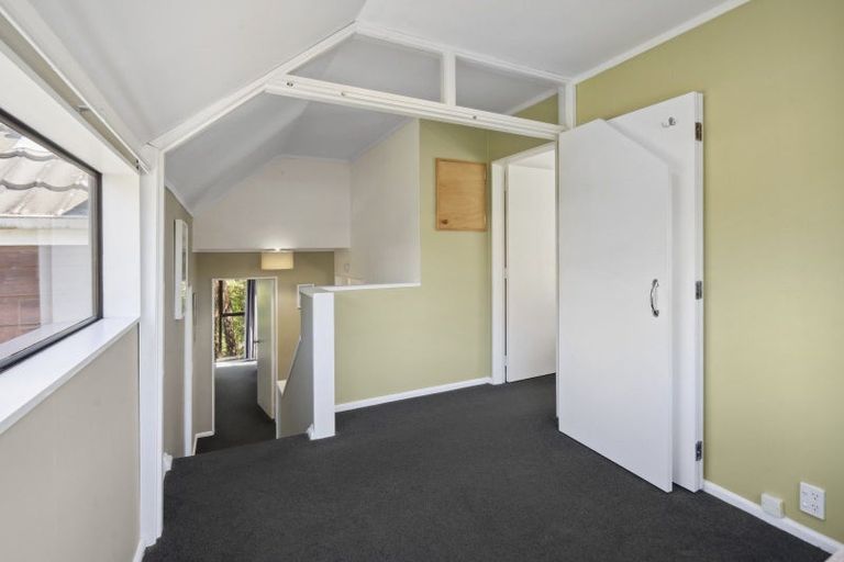 Photo of property in 4/86 Donald Street, Karori, Wellington, 6012