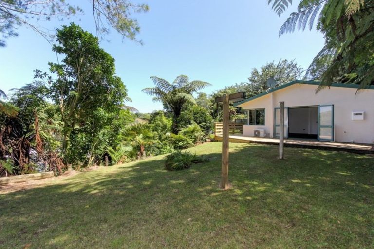 Photo of property in 89b Poplar Grove, Whalers Gate, New Plymouth, 4310