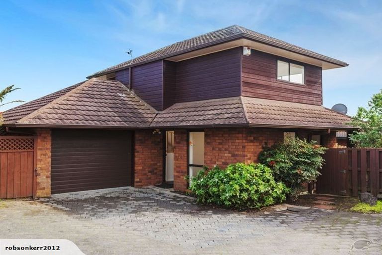 Photo of property in 3/133 Whitford Road, Somerville, Auckland, 2014