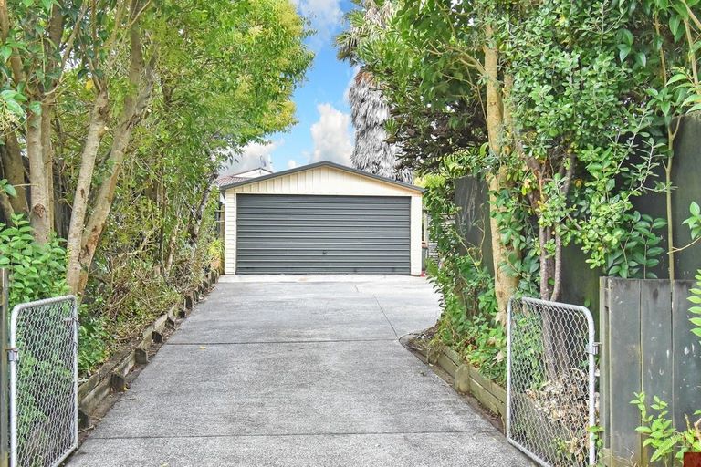 Photo of property in 20 Minton Place, Manurewa, Auckland, 2102