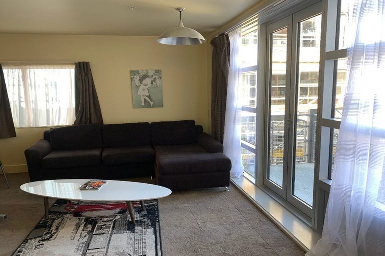 Photo of property in St Pauls Apartments, 50/43 Mulgrave Street, Thorndon, Wellington, 6011